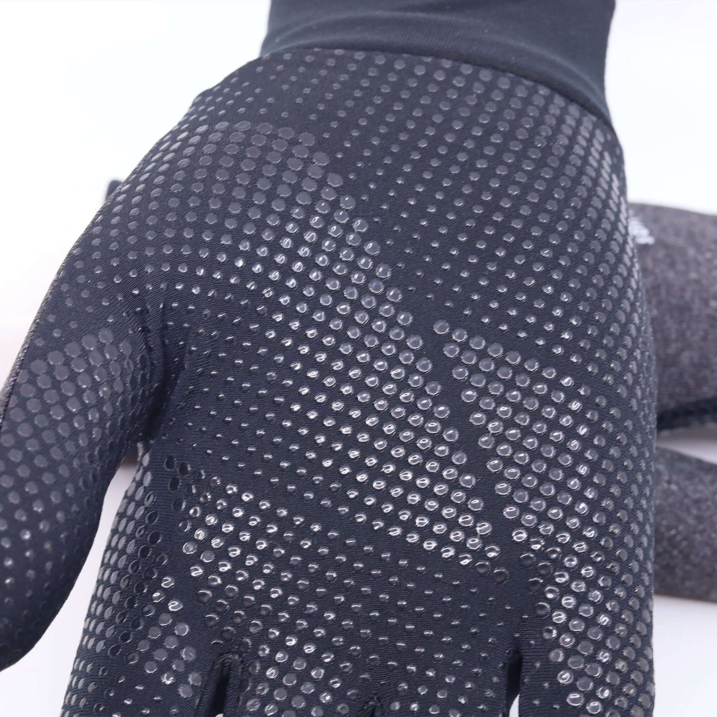 Löparhandske Stride Tunna och mjuka med Reflex. Otroligt sköna med elastisk mudd.