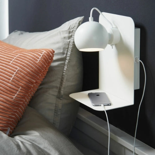 Frandsen Vagglampa Ball USB matt vit med USB-hylla