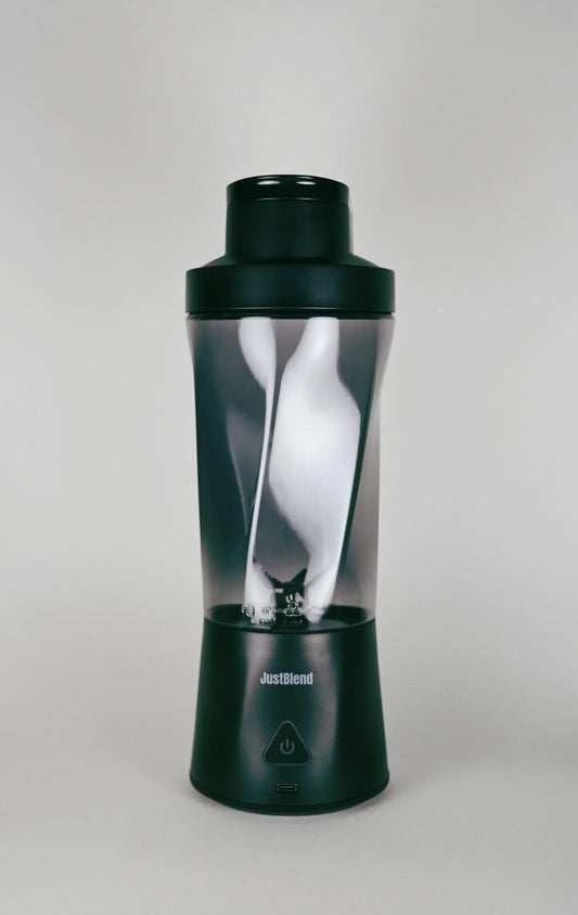 Portabel smoothie blender 700 ml i svart, framifrån