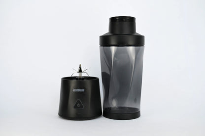 Portabel smoothie blender 700 ml i svart, isärtagen med motorbas, blad och flaska